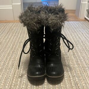 Sorel Torfino Boots Size 6